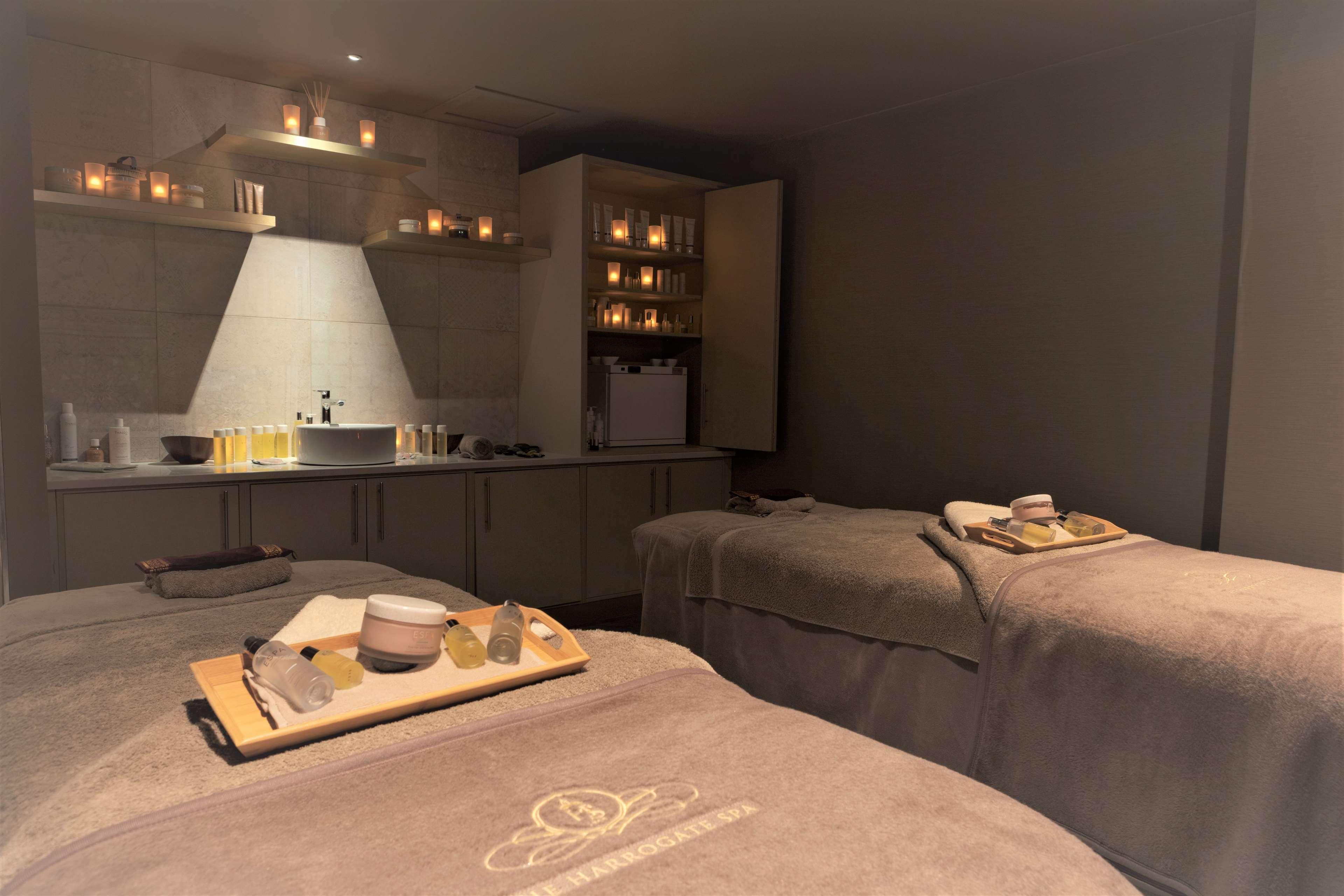 Doubletree By Hilton Harrogate Majestic Hotel & Spa Екстериор снимка