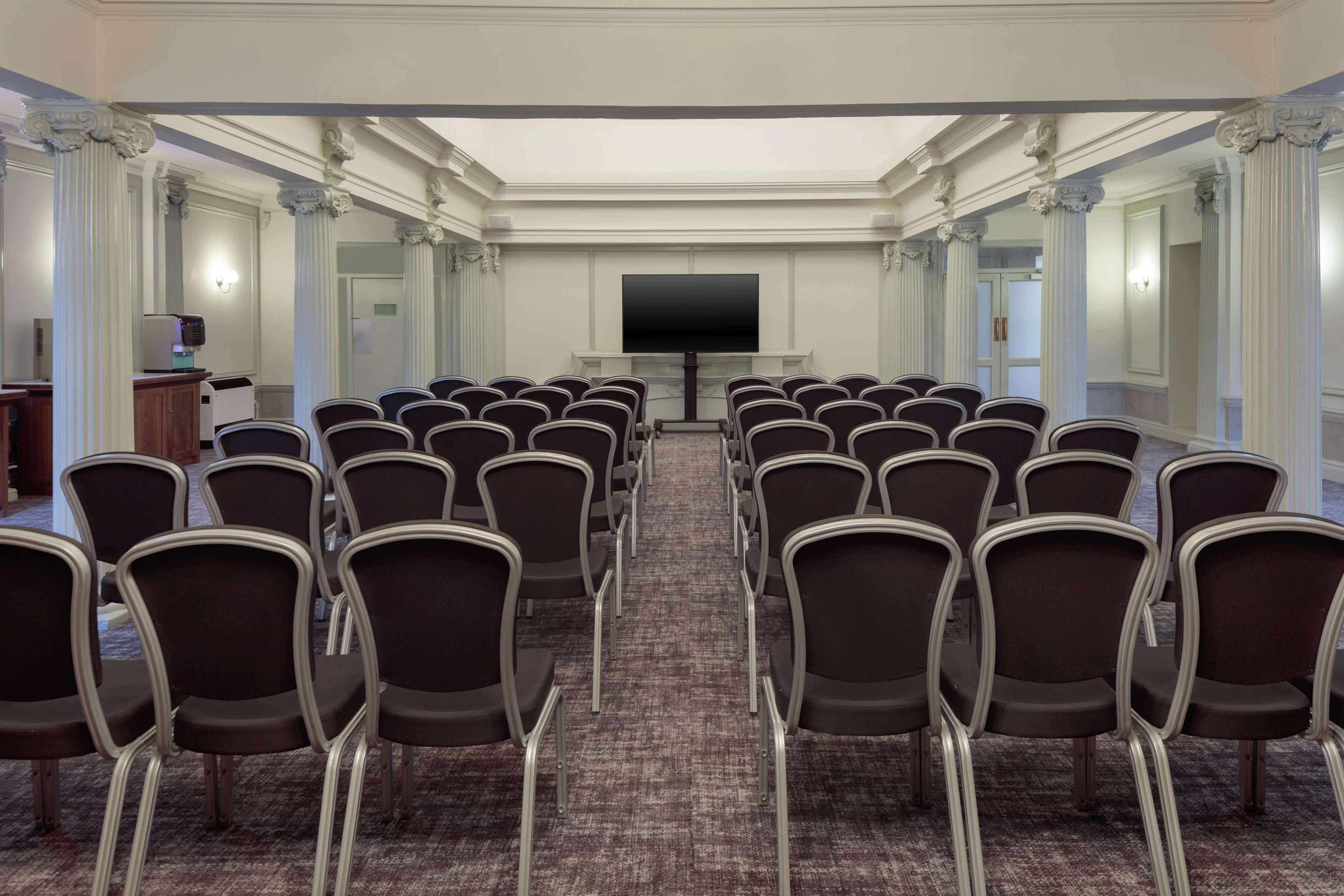 Doubletree By Hilton Harrogate Majestic Hotel & Spa Екстериор снимка