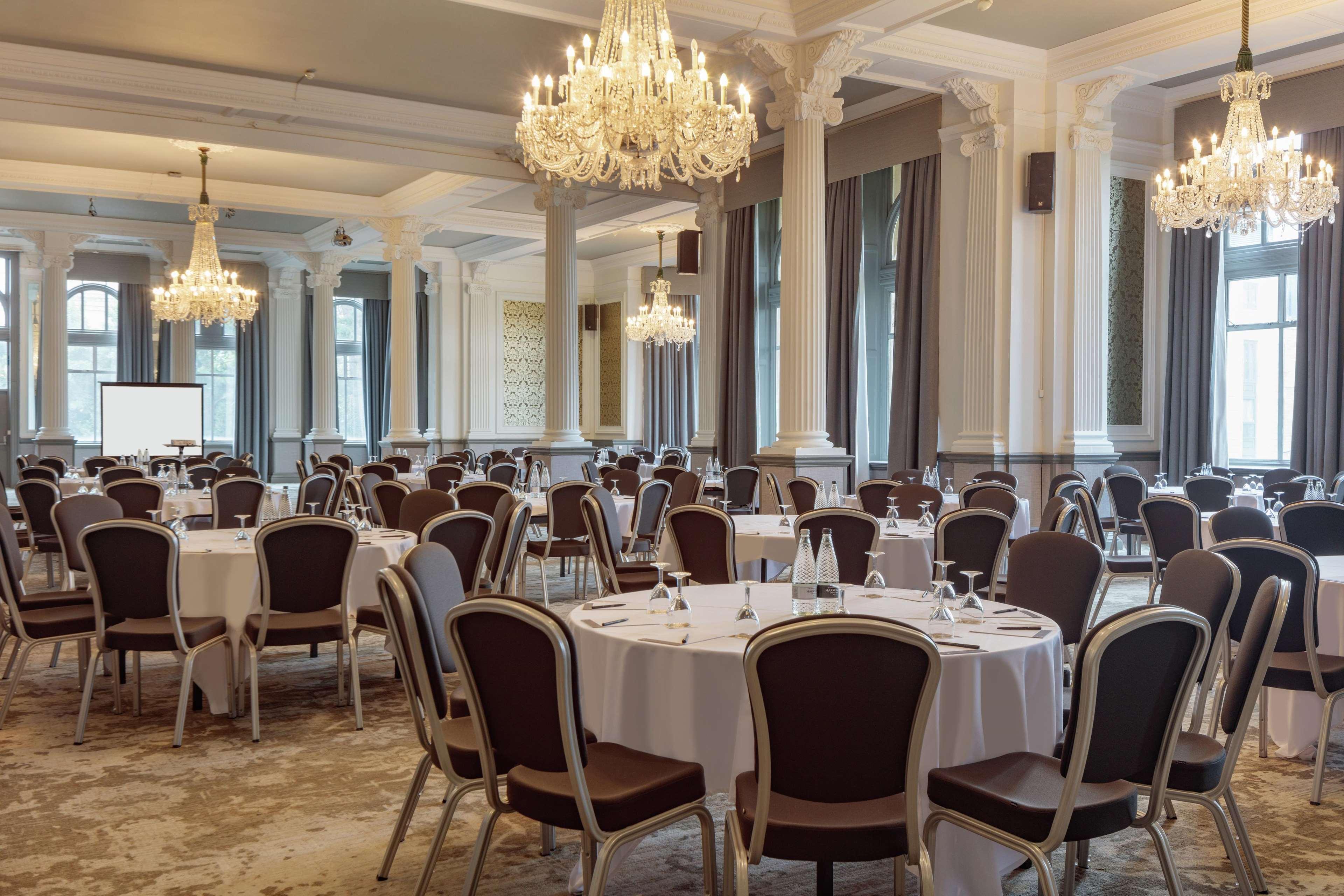 Doubletree By Hilton Harrogate Majestic Hotel & Spa Екстериор снимка