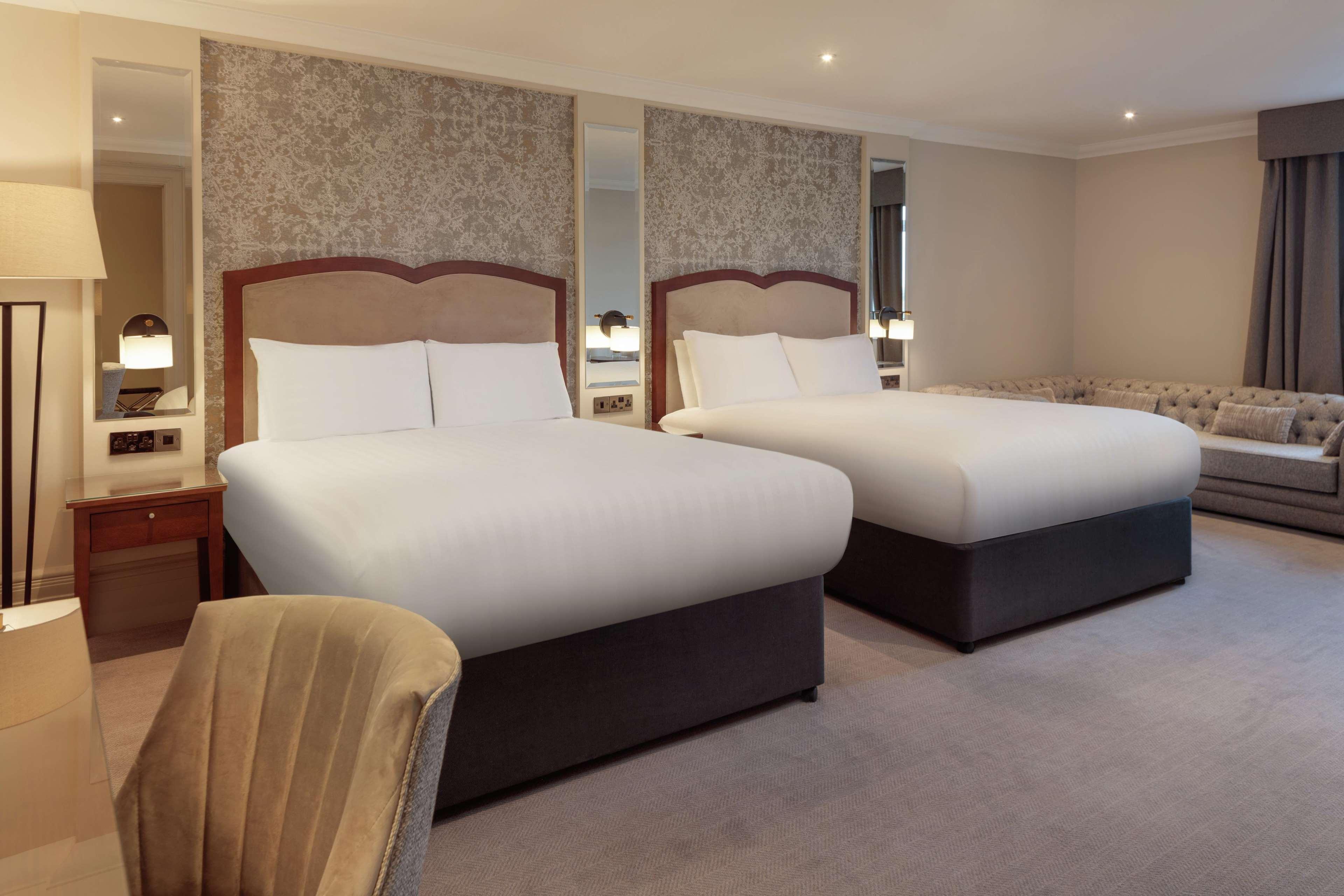 Doubletree By Hilton Harrogate Majestic Hotel & Spa Екстериор снимка