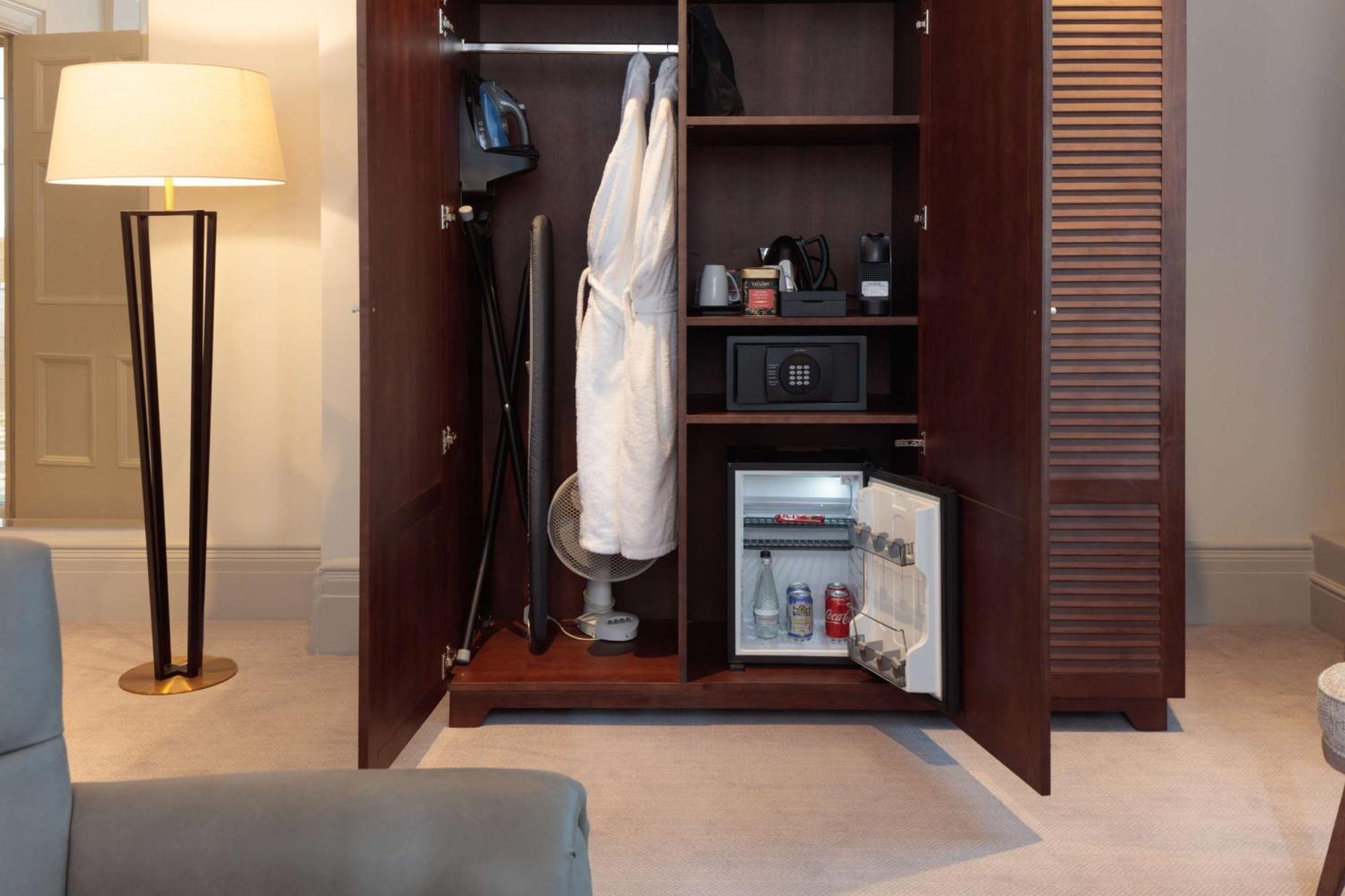 Doubletree By Hilton Harrogate Majestic Hotel & Spa Екстериор снимка