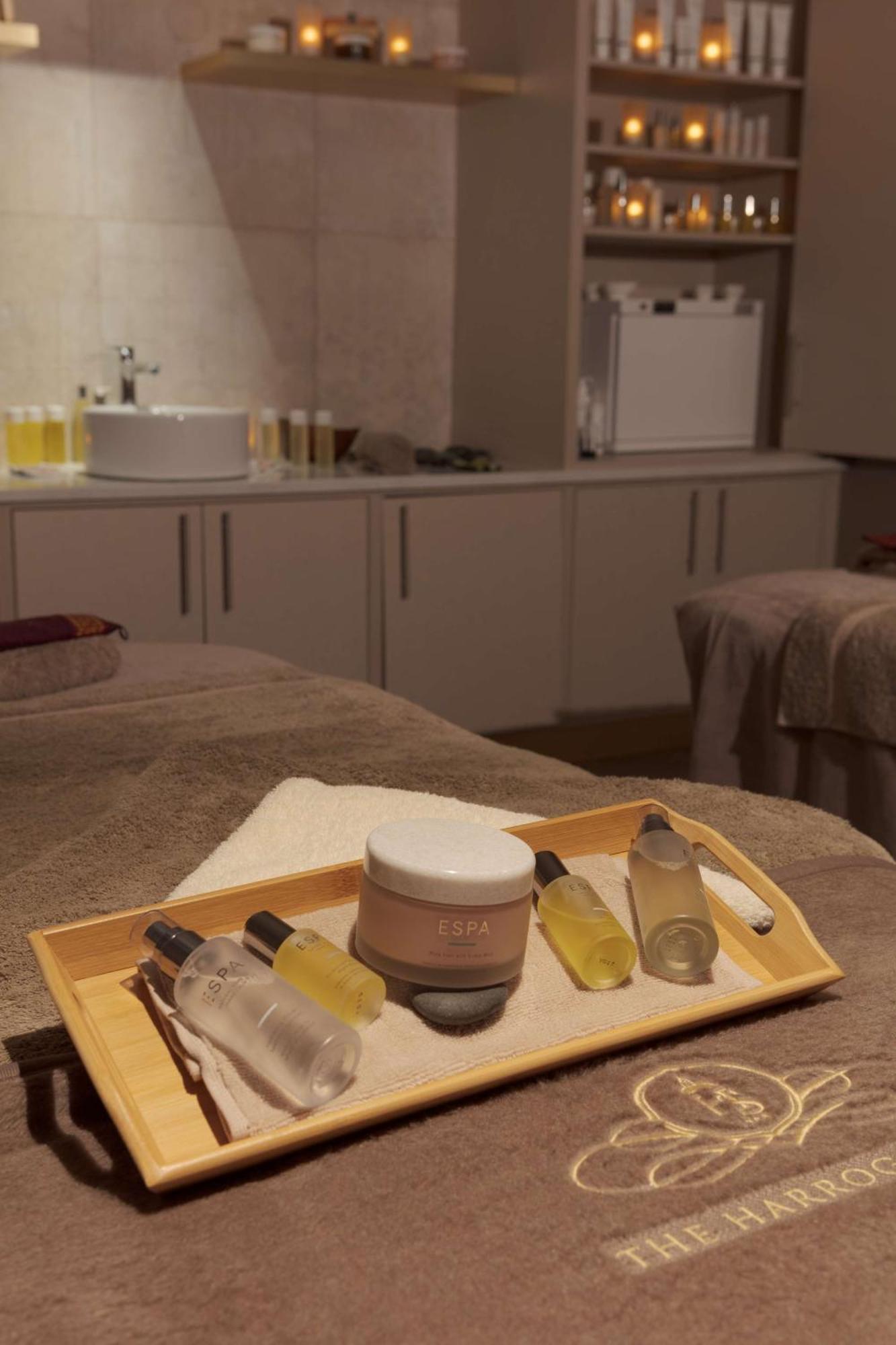 Doubletree By Hilton Harrogate Majestic Hotel & Spa Екстериор снимка