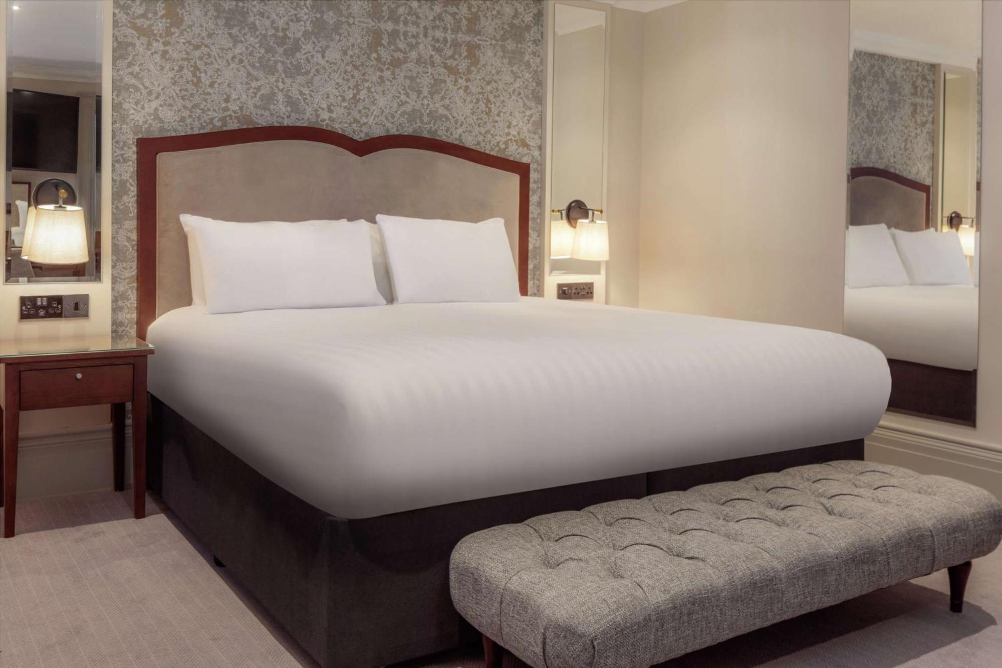 Doubletree By Hilton Harrogate Majestic Hotel & Spa Екстериор снимка