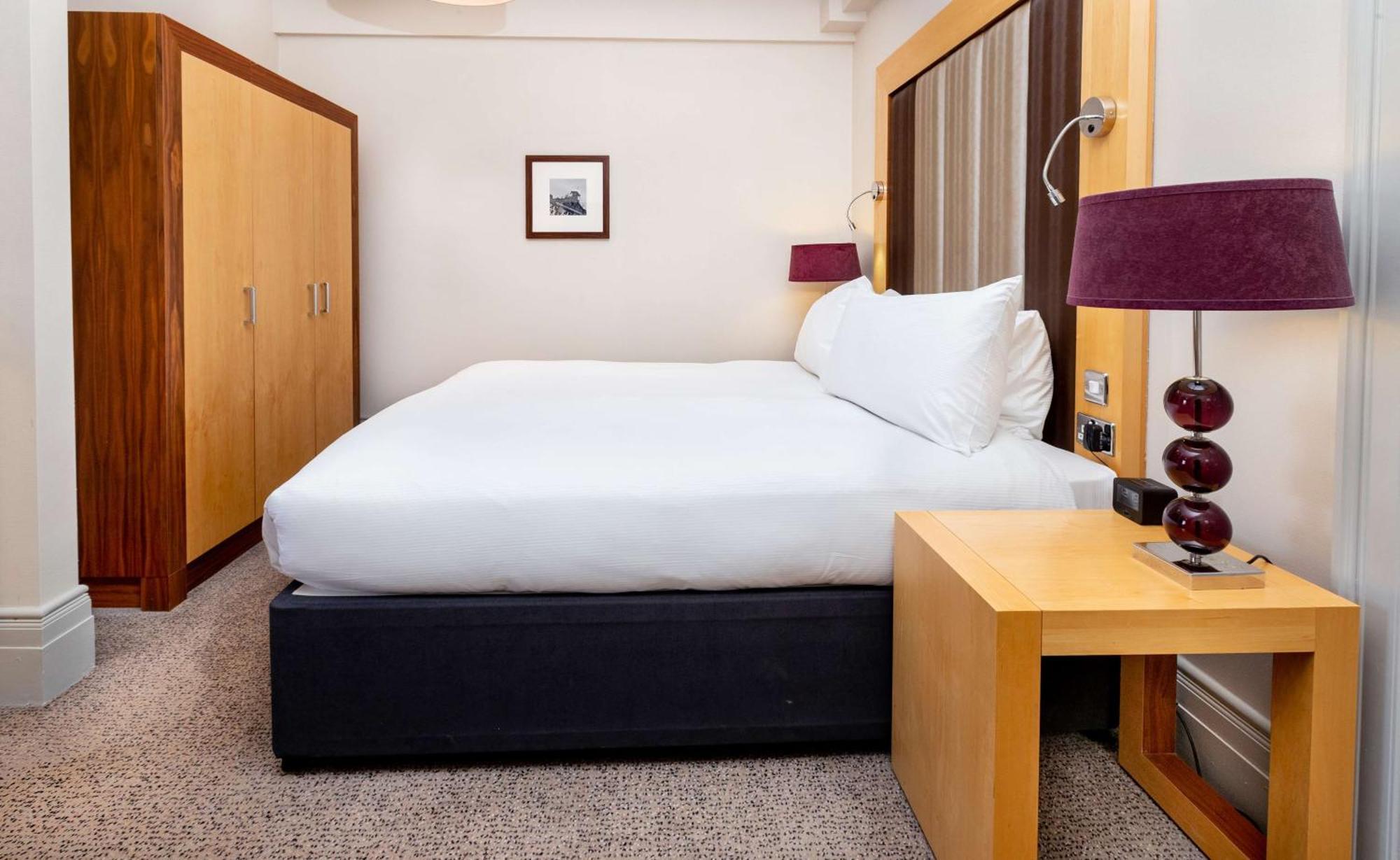 Doubletree By Hilton Harrogate Majestic Hotel & Spa Екстериор снимка