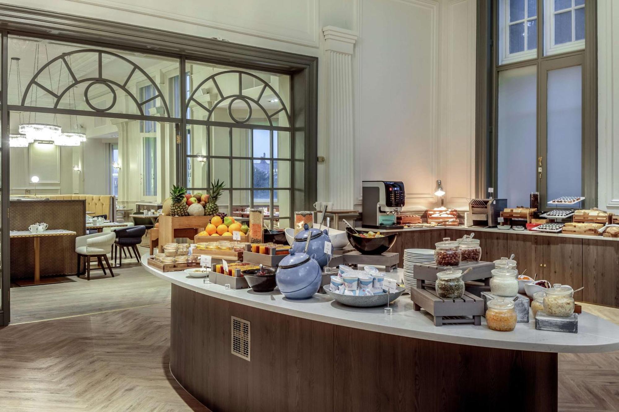 Doubletree By Hilton Harrogate Majestic Hotel & Spa Екстериор снимка