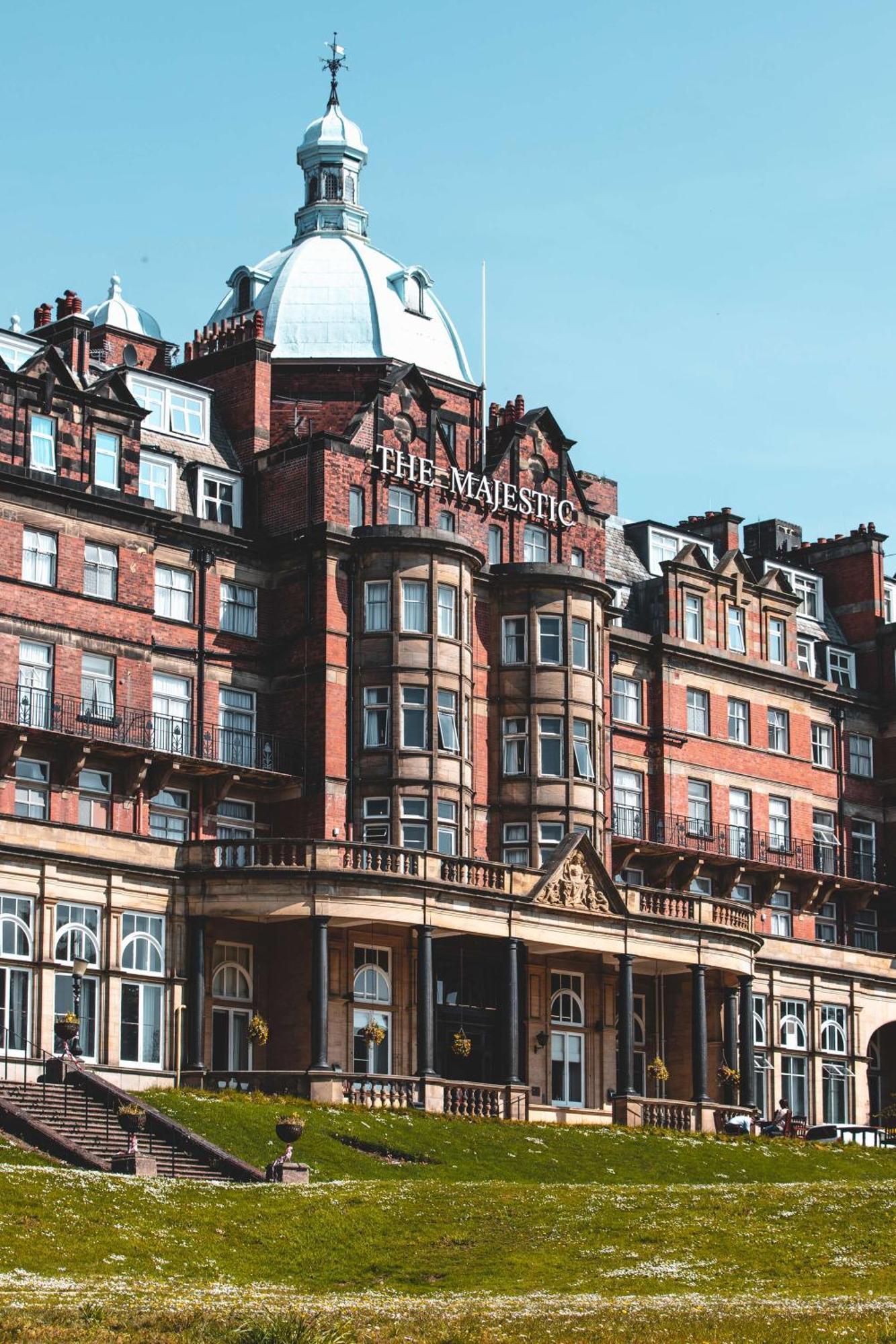 Doubletree By Hilton Harrogate Majestic Hotel & Spa Екстериор снимка